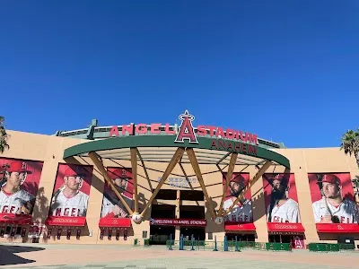 エンゼルス スタジアム