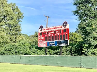 Buc Field photo 5