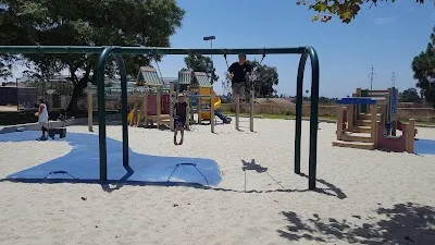 East Clairemont Athletic Area photo 2
