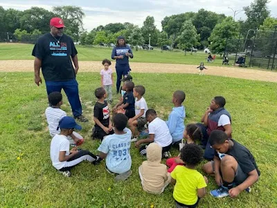 Garfield Park Little League photo 5