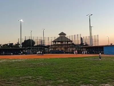 Grapeland Park Baseball Field photo 3
