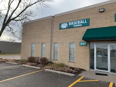 Hit Club Baseball Training (Book Reservations Online) photo 3