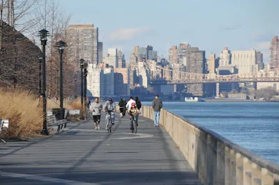 John V. Lindsay East River Park