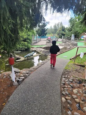 Putting Zoo photo 3