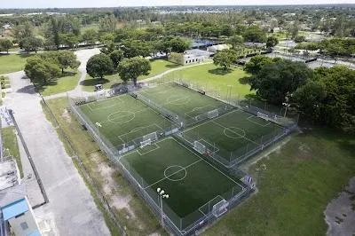 Soccer 5 Tropical Park photo 3