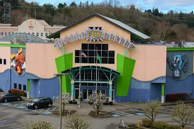 Tukwila Family Fun Center & Bullwinkle's Restaurant photo 2