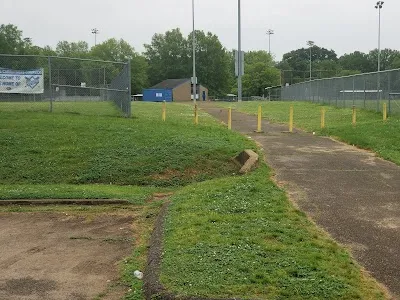 Will Carruthers Softball Complex photo 4